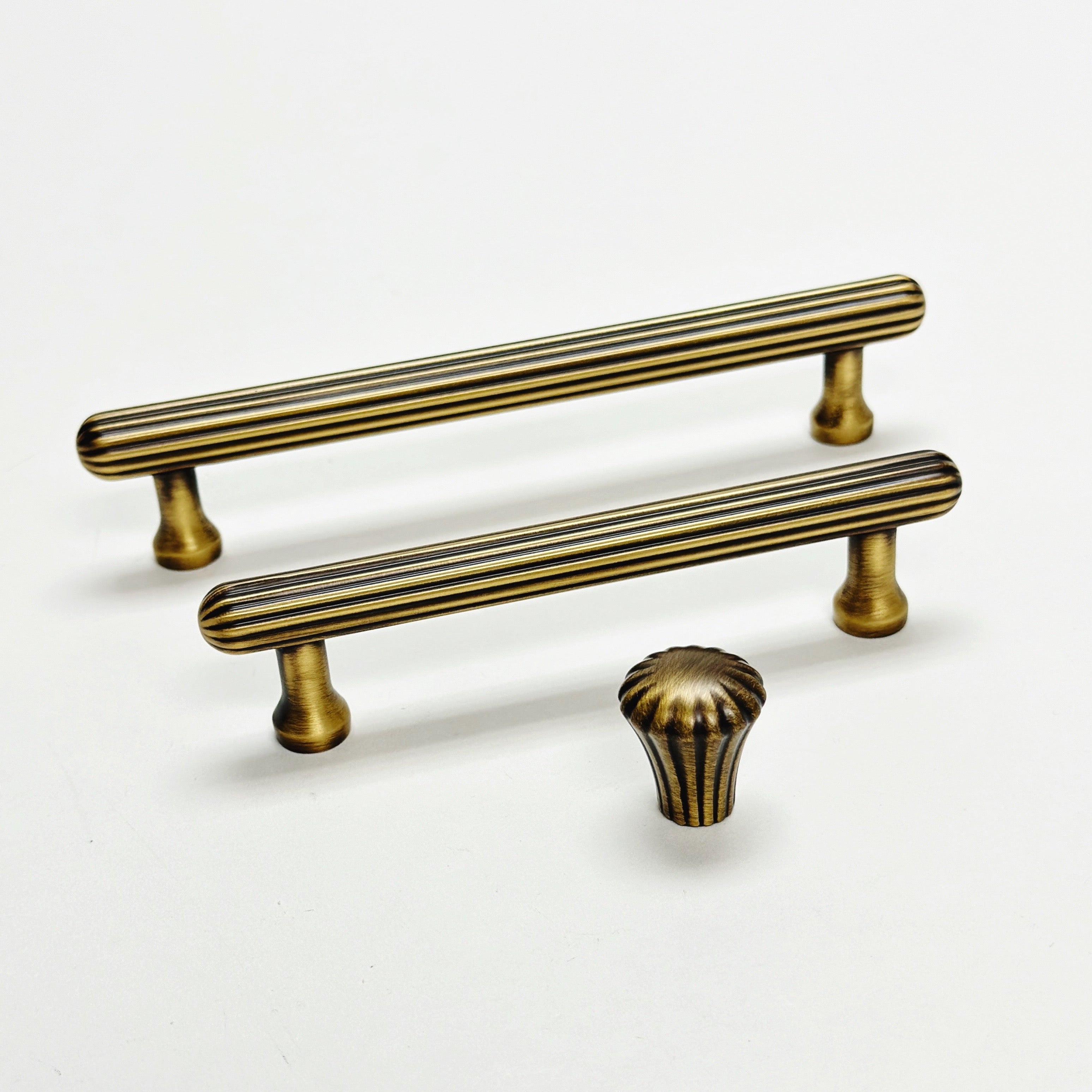 Antique Brass Cabinet & Drawer Knobs